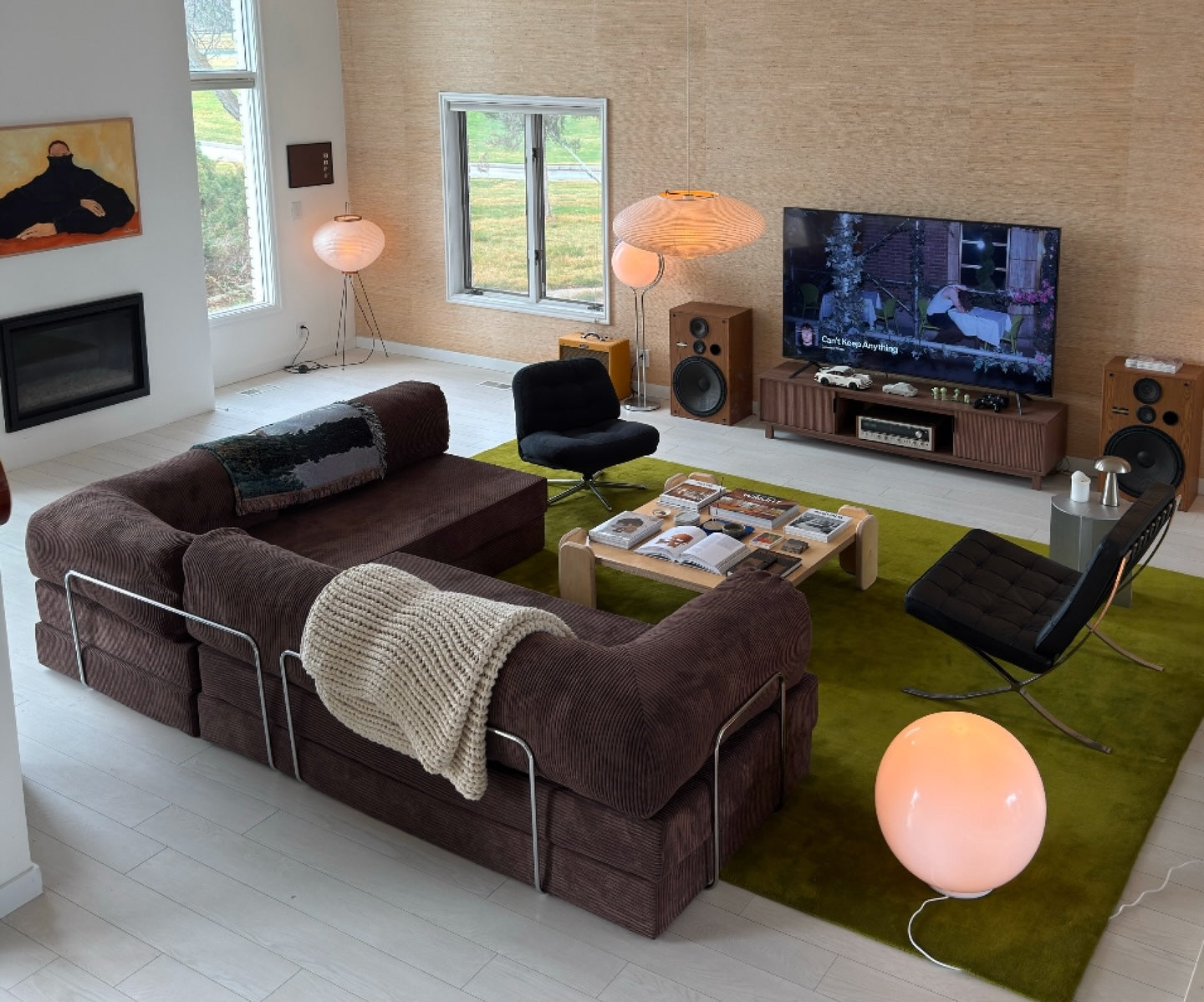 What is a modular couch? A sofa that adapts to your space